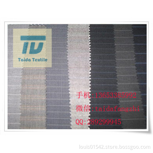 T/R 30x30 68x68 63"